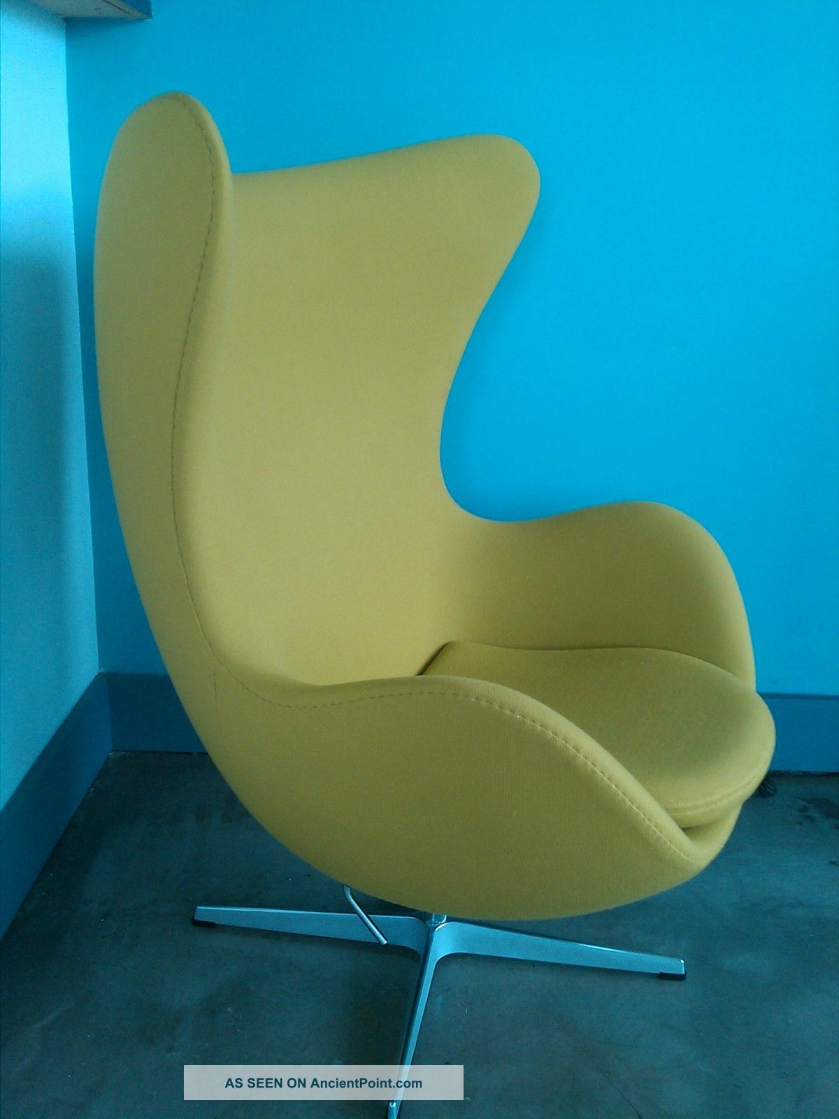 Authentic Arne Jacobsen Egg Chair By Fritz Hansen~2008 Production~free Post-1950 photo