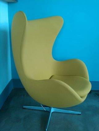 Authentic Arne Jacobsen Egg Chair By Fritz Hansen~2008 Production~free photo