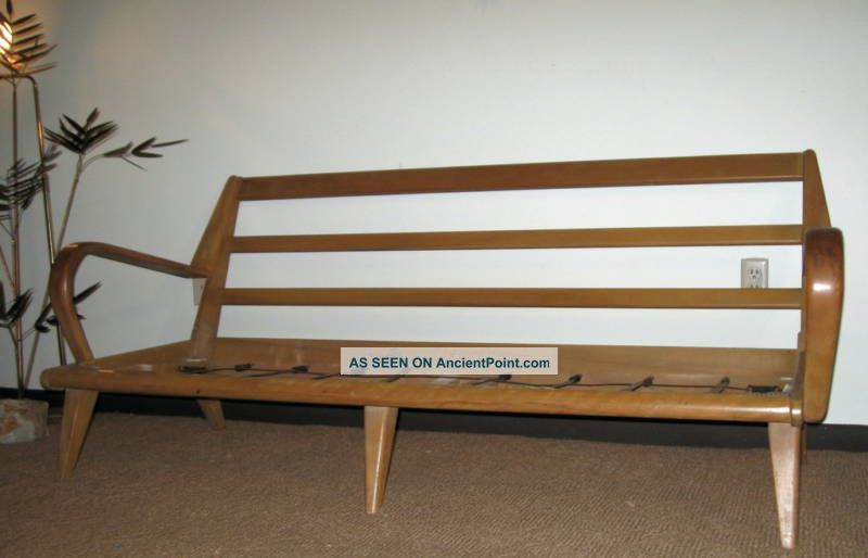 Heywood Wakefield Wheat Aristocraft Davenport Sofa Mid-Century Modernism photo