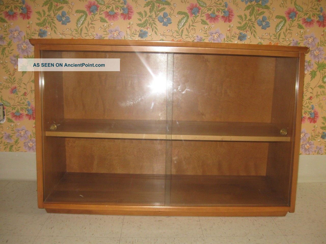 B P John Furniture Mid Century Danish Modern Maple Glass Hutch Top Mid-Century Modernism photo