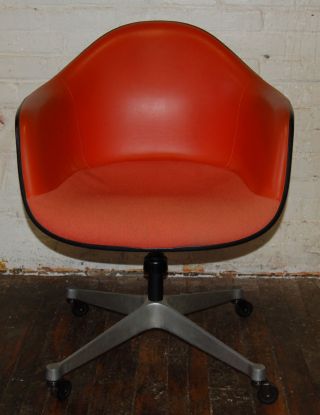 Orange Herman Miller Arm Chair Mid Century Eames Vintage Knoll Retro photo