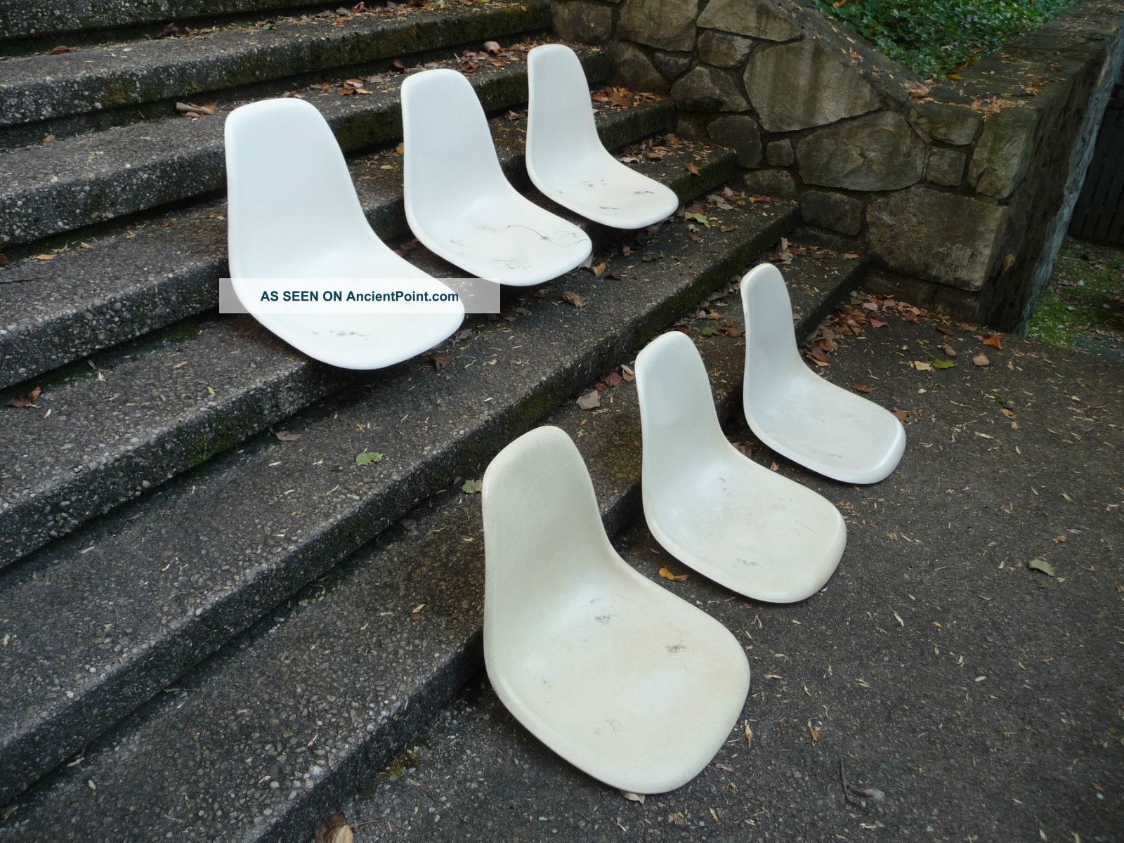 Set Of 6 Eames Herman Miller Side Shell Fiberglass Chair Seats Parchment 1960s Mid-Century Modernism photo