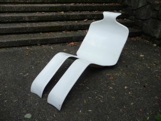 1960s - 70s Vintage Olivier Mourgue Bouloum Chaise Lounge Chair Fiberglass France photo