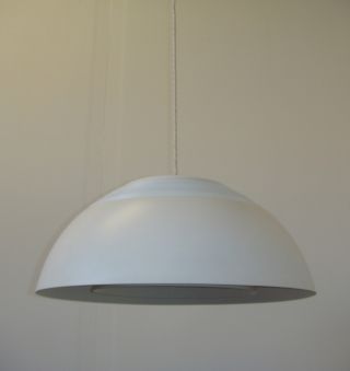 Arne Jacobsen - Aj Royal - By Louis Poulsen 50Ø.  [white] photo
