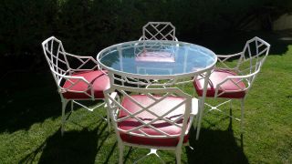 Brown Jordan Outdoor Or Indoor Table And 4 Chairs With Cushions. photo