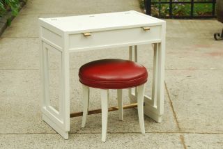 Drexel Wormley White Lacquer Vanity Red Leather Stool photo