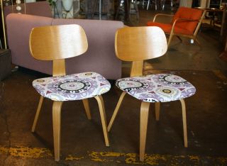 Classic Thonet Bentwood Chair (pair) - Reupholstered - 6556 photo