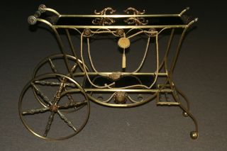 Hollywood Regency Queens Coach Brass Tea Cart Vintage photo