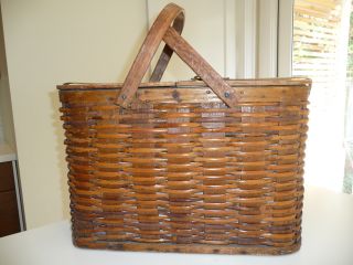 Primitive Vintage Cooler Picnic Basket Refridgerator Tin Lining &tin Bucket photo