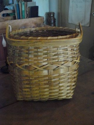 Vintage Swing Handle Old Basket photo