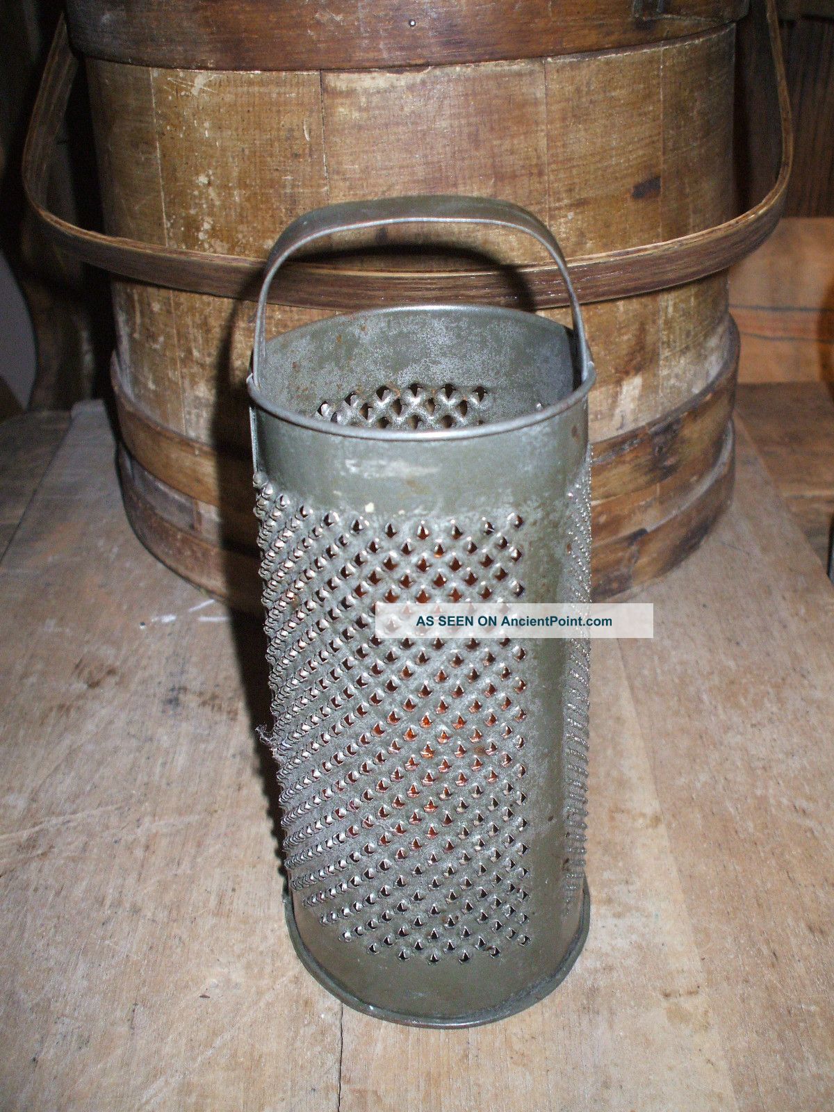 Olde Primitive/antique Round Grater Lighting Make - Do Primitives photo