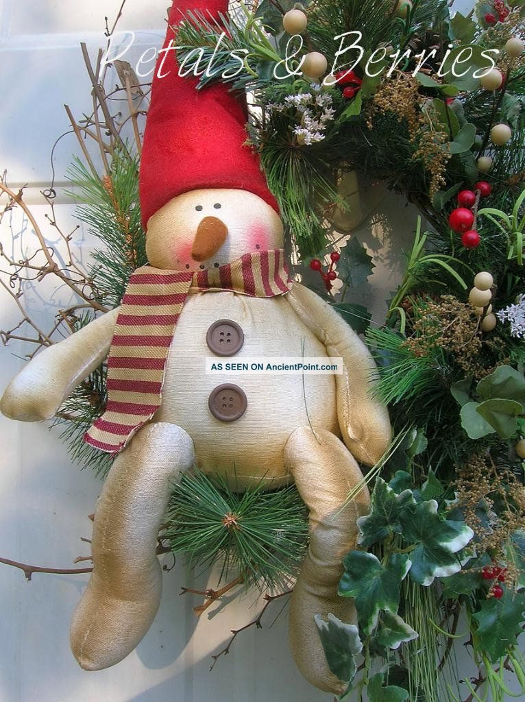 Country Christmas,  Winter Holiday Snowman,  Door Wreath Arrangements Primitives photo