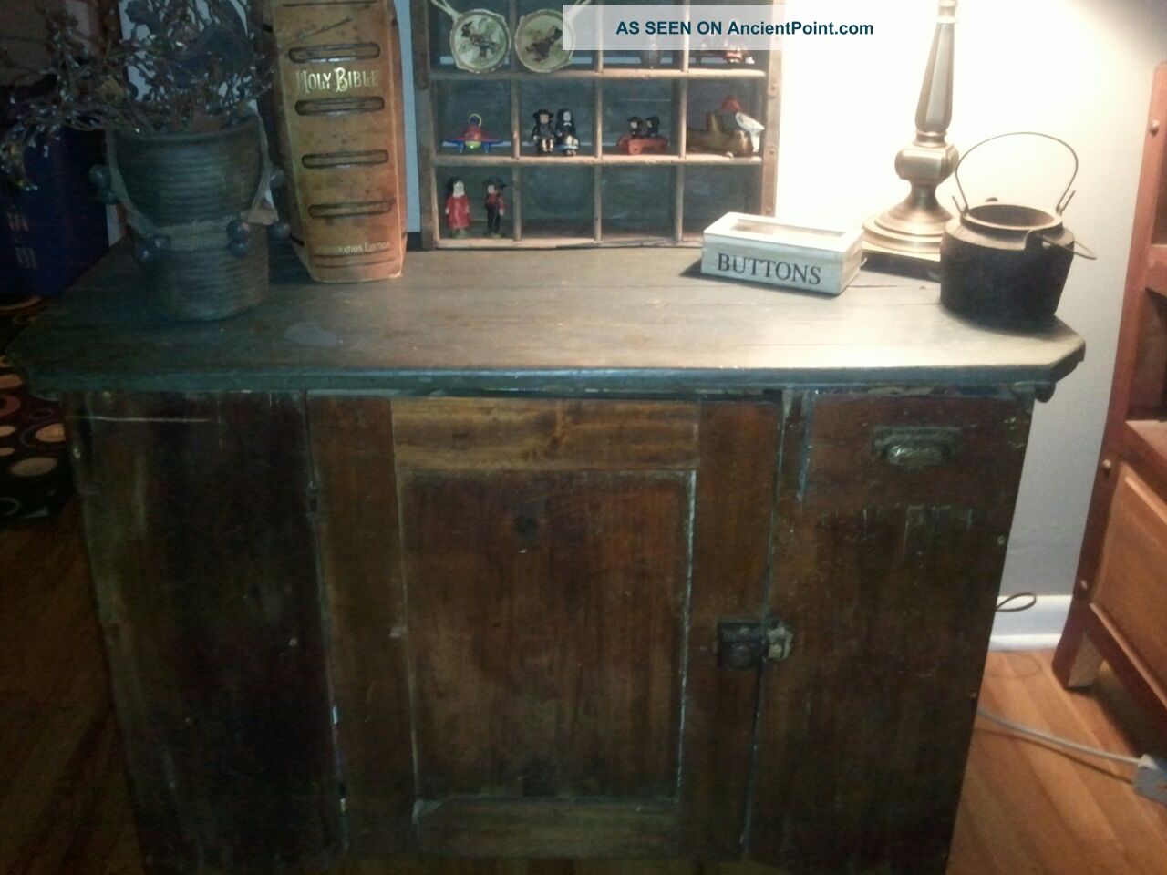 Early Old American Primitive Furniture Painted Early American