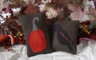 Prim Folk Art Wool Pillows~crow And Pumpkin~fall~autumn~halloween~thanksgiving photo