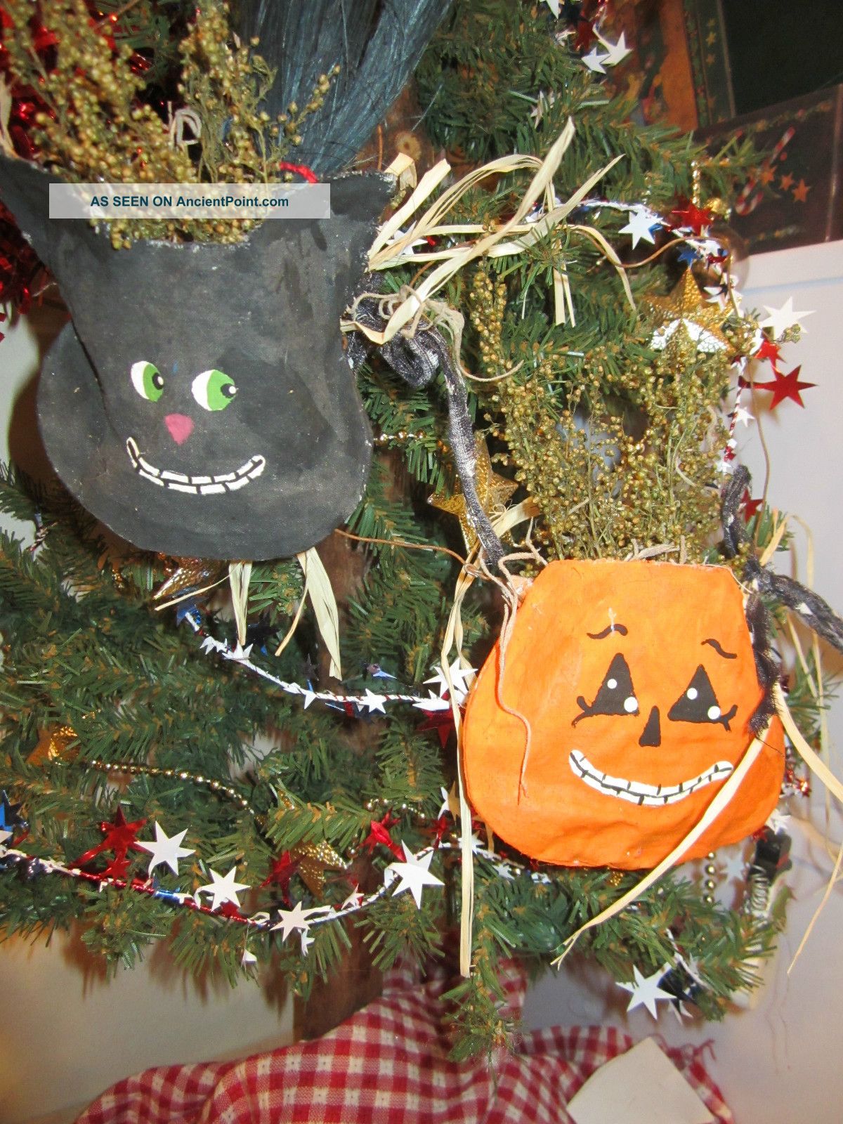 Two Olde Halloween Pockets - Cat And Pumpkin Primitives photo