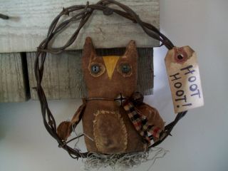 Primitive Folky Hoot Owl~rusty Barb Wire Wreath~angela ' S Attic photo