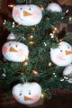 ♥ Primitive Wynter - Thyme Snowman Ornies Tree With White Lights & Berries ♥rcp♥ Primitives photo 1