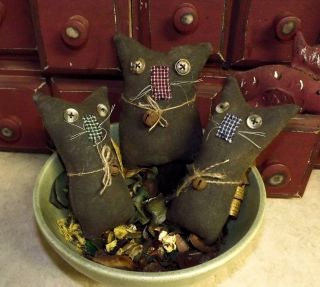 Primitive Ooak Artist Grungy Black Cats Trio Ornies Shelf Cupboard Sitters photo