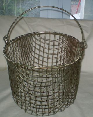 Vintage Primitive Wire Basket With Swing Handle For Eggs,  Fruit,  Etc. photo
