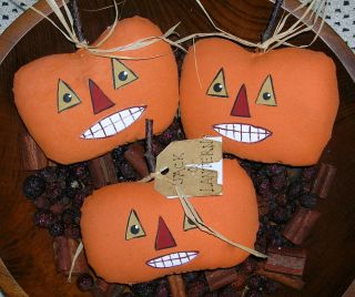 Primitive Handpainted Halloween Jack - O - Lantern Tucks Bowl Filler Ornies Folk Art photo