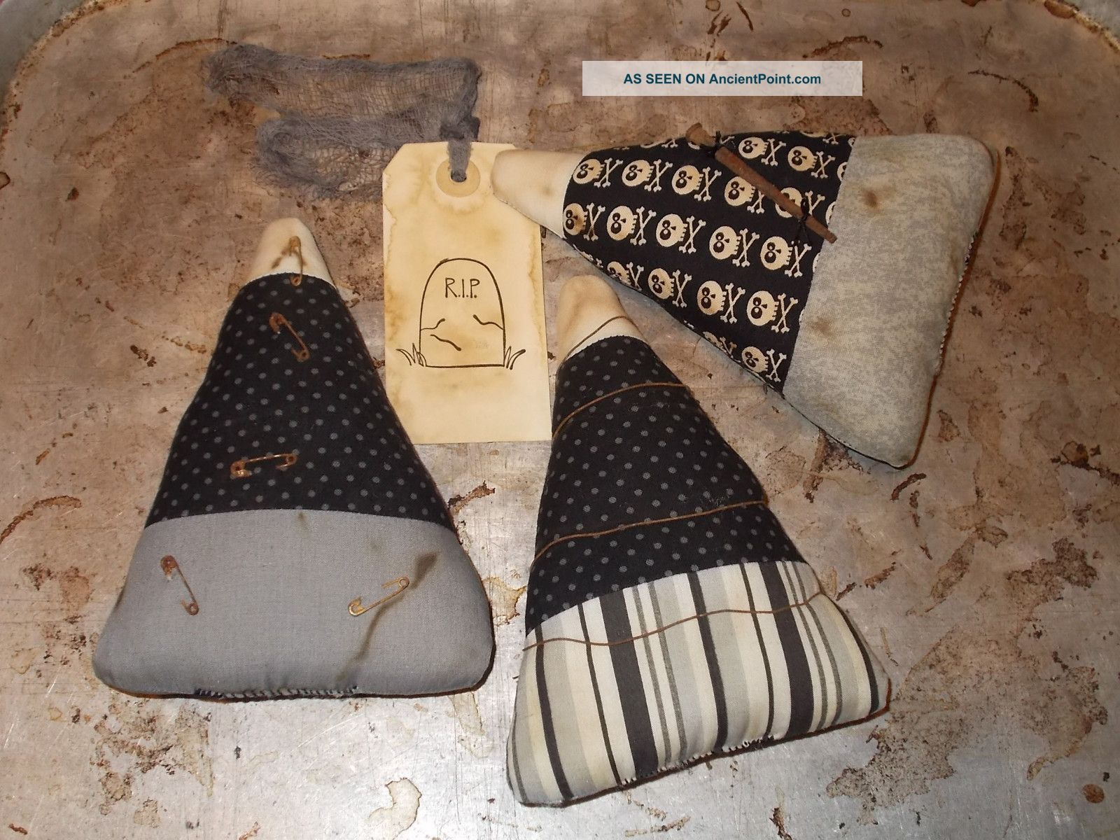 Primitive Fall Folk Art Halloween B&w Goth Candy Corn Ornies Fillers ...