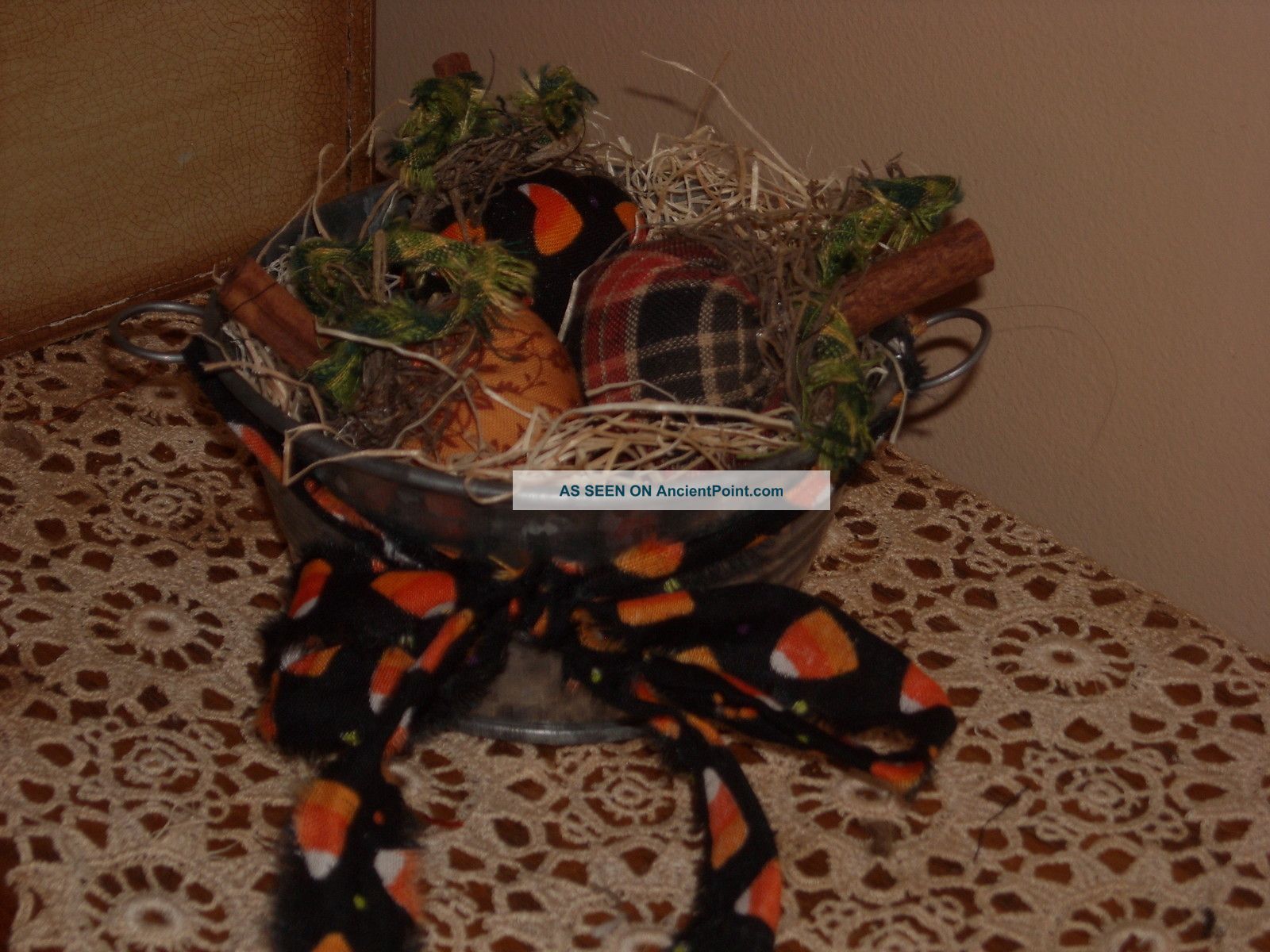 Primitive Metal Washtub/h.  M.  Pumpkins/fabric/holiday/gift Primitives photo