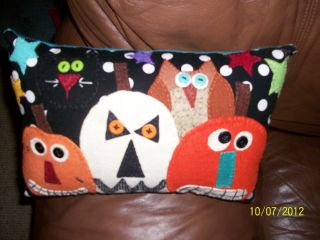 Handmade Penny Rug Folk Art Pillow - Fall /halloween - Halloween Gang - Cat,  Owl,  Jacks photo