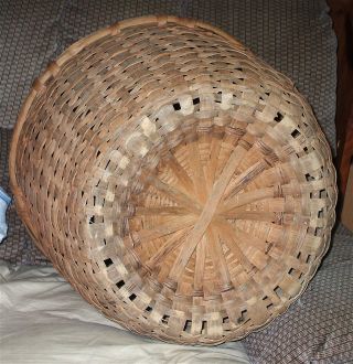 Old Vintage/antique Split Oak Bushel Basket photo