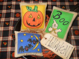 Primitive Folk Art Halloween Patch Pillows Ornies Tucks photo
