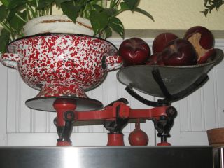 Darling Decorative Red Primitive Scale With Metal Weighing Bowl photo
