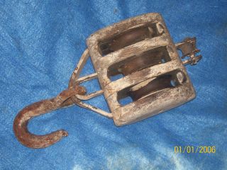 Vintage Barn Nautical Industrial Triple Pulley Cast Iron Metal Wood photo