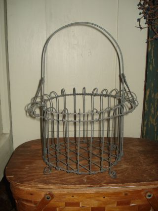 Vintage Primitive Wire Egg Basket With Handle photo