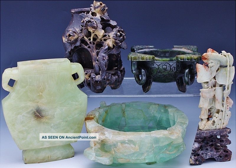 Estate Coll.  Chinese Carved Emerald Rock Crystal Jade Stone Vase Censer Figure Vases photo
