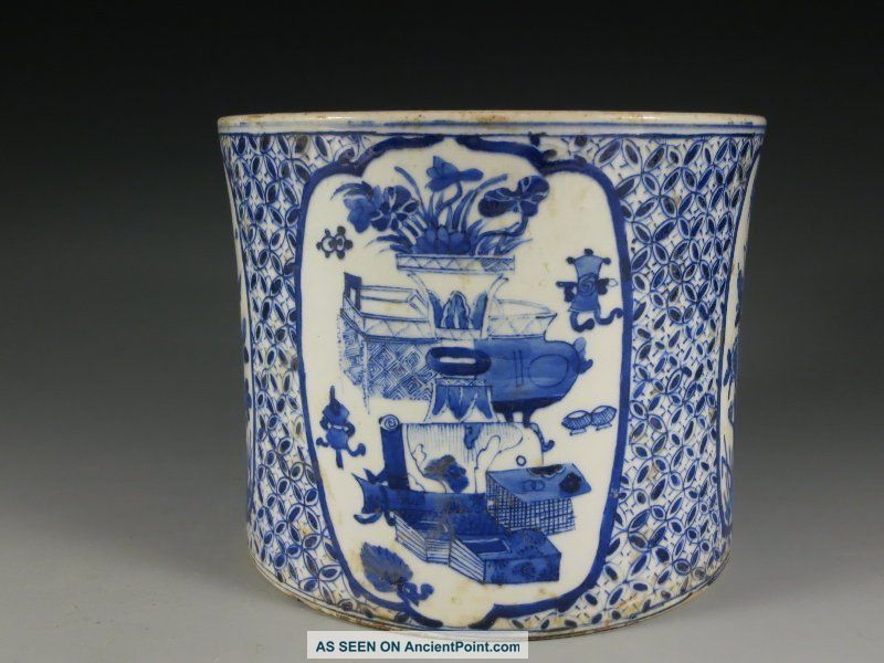 A Stunning Chinese Blue And White Porcelain Brush Pot Vases photo