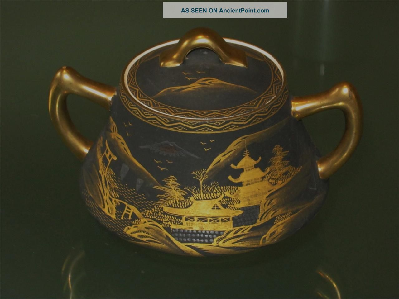 Stunning Noir&gilded Antique Japanese Porcelain Lidded Sugar Bowl Signed Porcelain photo