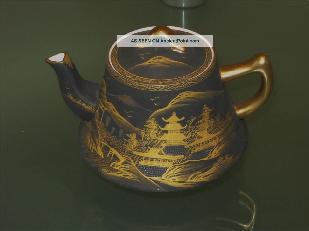 Stunning Hand Painted Antique Japanese Porcelain Teapot Signed Porcelain photo