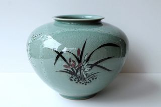 Vintage Chinese Crackled Porcelain Vase W/ Painted Flowers photo