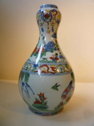 Chinese Doucai Vase W/garlic Neck,  Bird And Flower Design,  20th Cent.  9 1/2in. photo