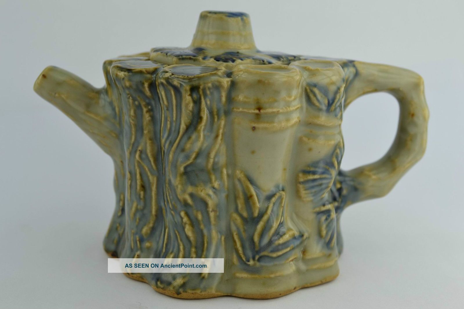 China Collectibles Old Decorated Wonderful Handwork Porcelain Flower Tea Pot + Porcelain photo