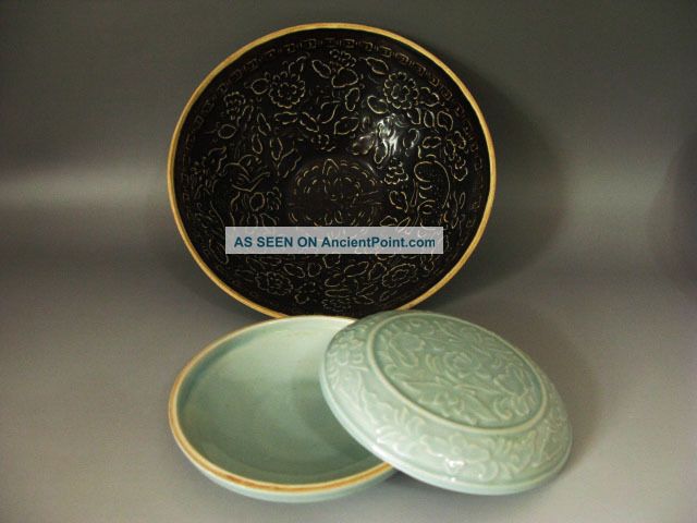 Rare Chinese Two Porcelain Incised Floral Rouge Box & Bowl Bowls photo