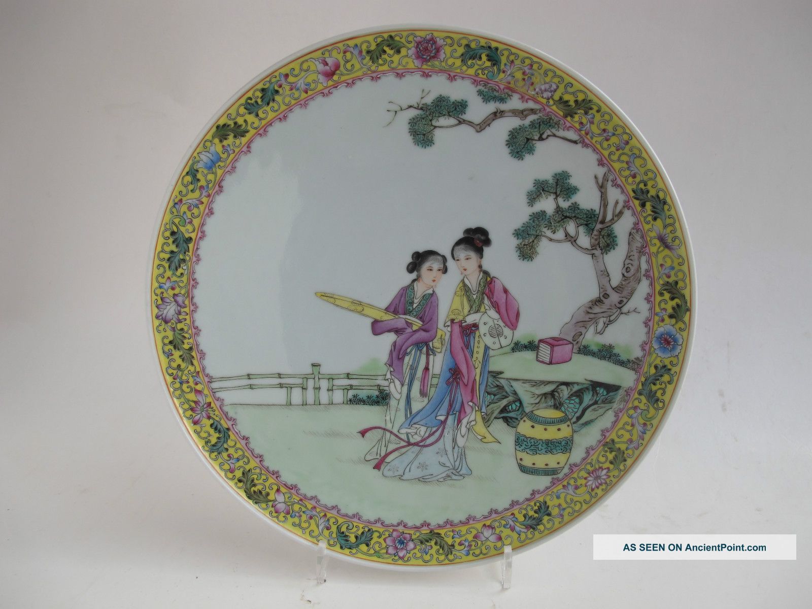 Antique Chinese Porcelain Famille Rose Plate Or Dish Vases photo