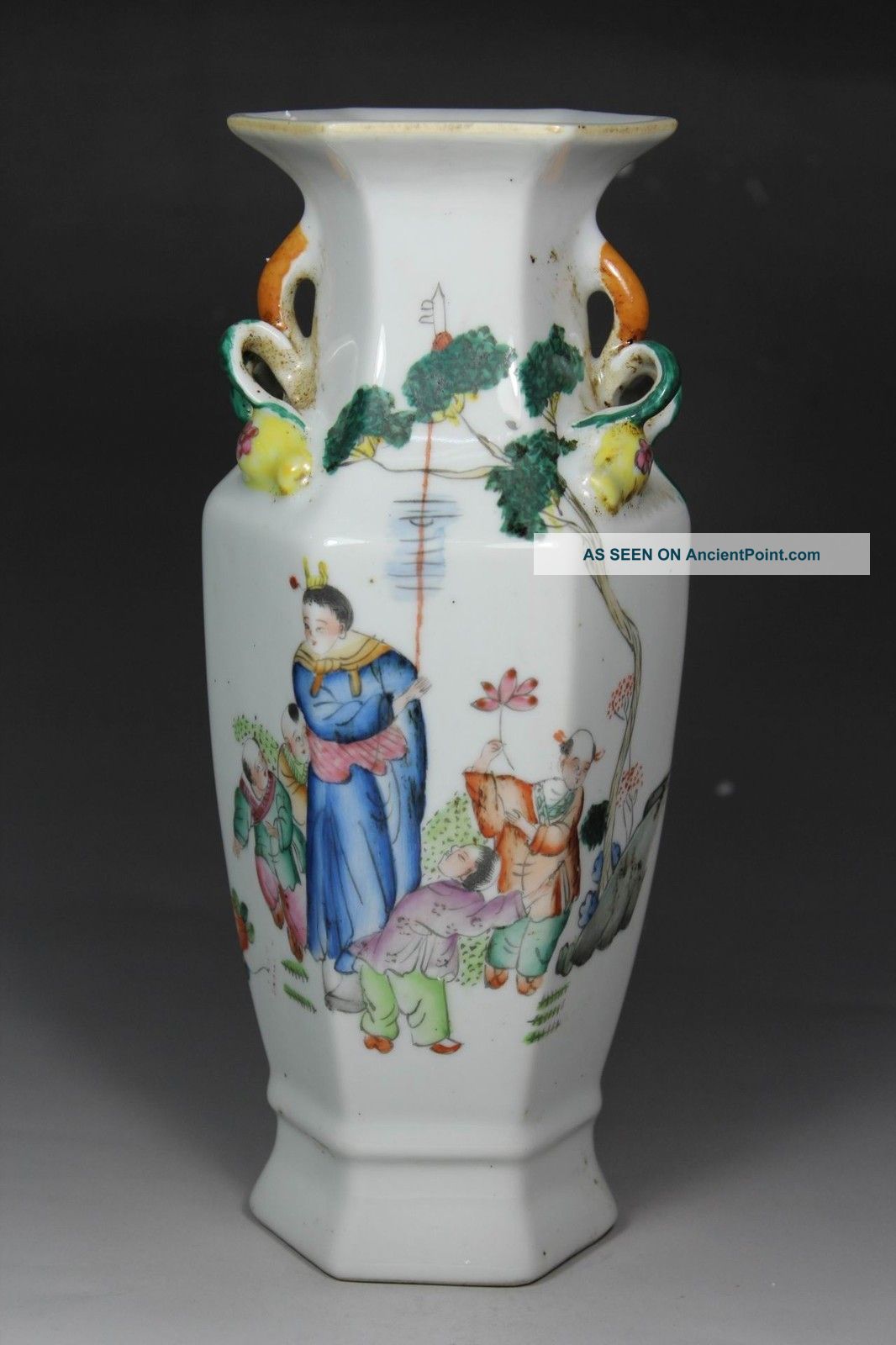 Chinese Handwork Porcelain Belle Flower Kid Old Vases Vases photo