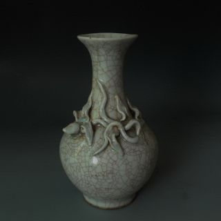 China Plowed Kiln Shadow Celadon Carve Patterns Or Designs On Woodwork Flask 5 photo