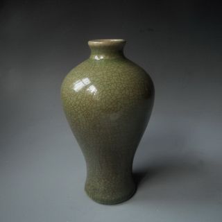 China Ancient Longquanyao Celadon Plum Bottle Jingdezhen Ceramic Household 8 photo