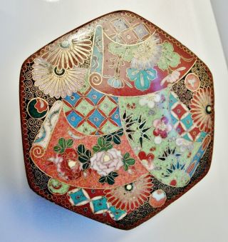 Chinese Antique Cloisonne Box - Excellent Craftsmanship - High Quality Art photo