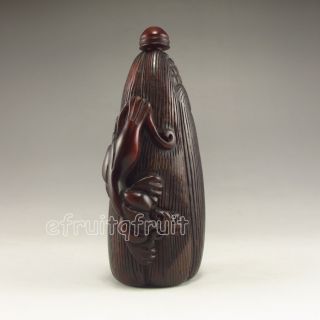 Chinese Ox Horn Snuff Bottle photo