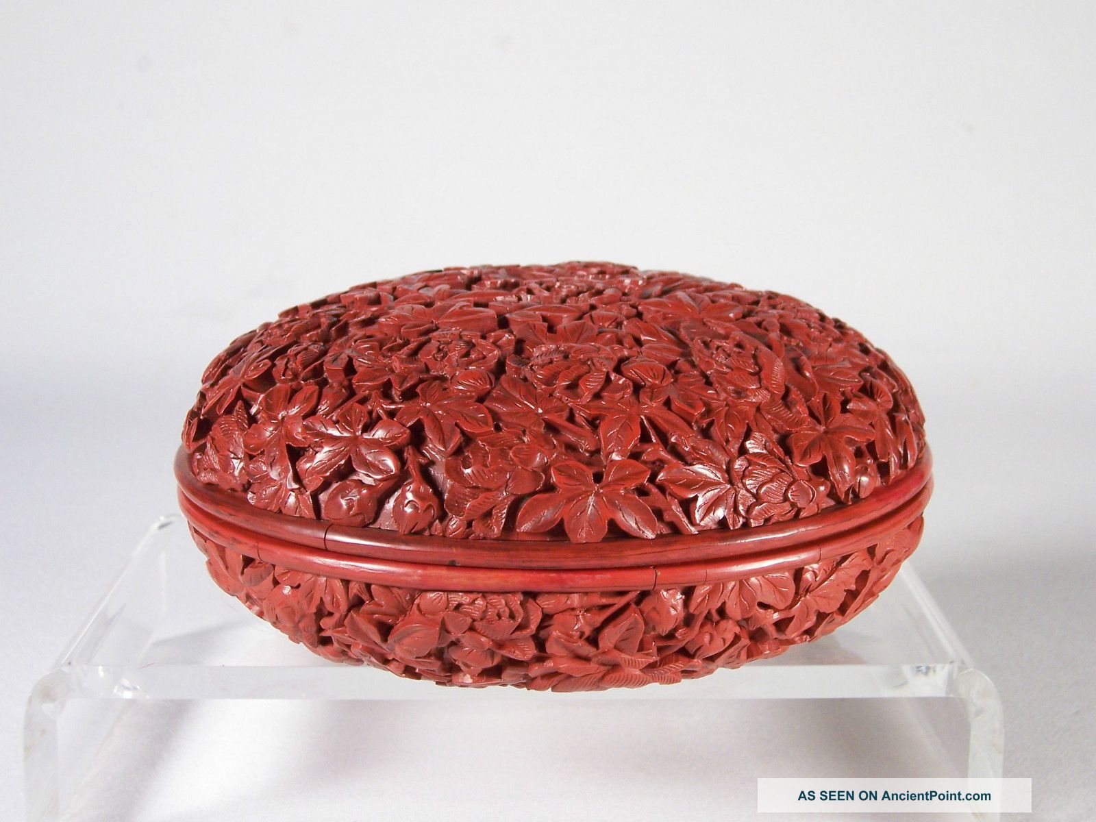 Fabulous 18c Chinese Carved Cinnabar Lacquer Floral Box Of The Finest Quality Boxes photo