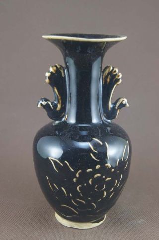 Chinese Jizhou Kiln Porcelain,  Surface Carve Peony Flower Veins Vase photo