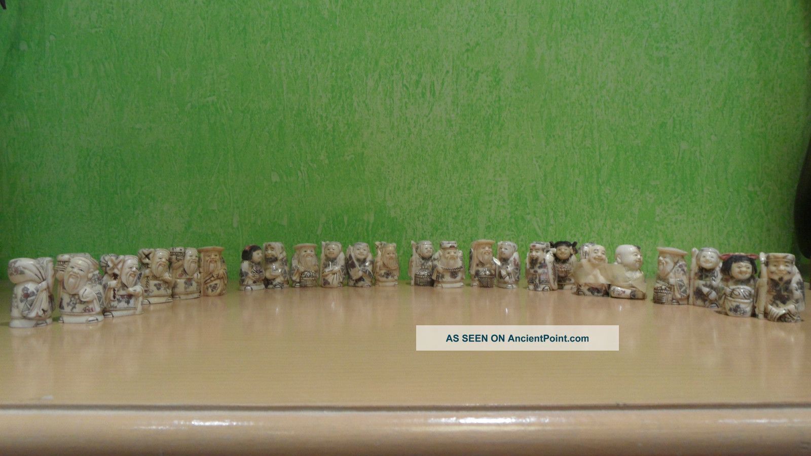 Ox Bone Bein Os Sculpture Okimono Chinese Netsuke 24 Pieces Men, Women & Children photo