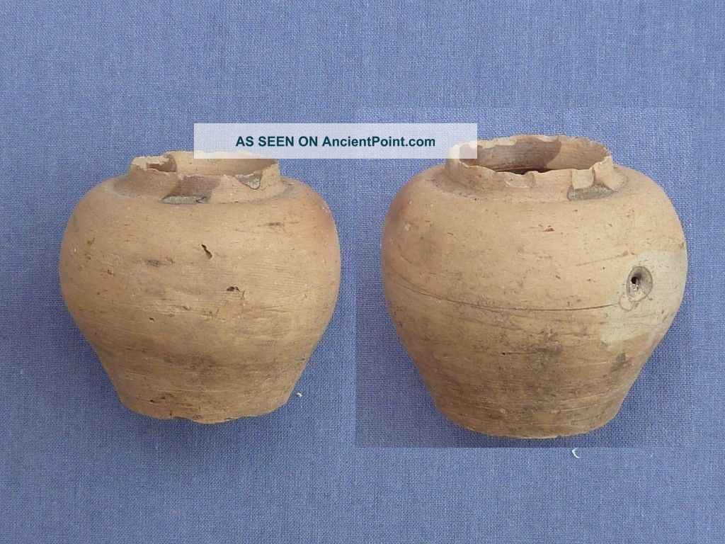 Chinese Sung Dyn Storarge Jar With Small Hole Vases photo
